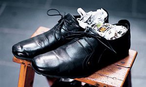 Как разносить кожаную, замшевую, лакированную обувь в длину и ширину Как разносить кожаную, замшевую, лакированную обувь в длину и ширину