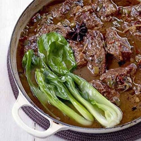 https://static12.insales.ru/images/products/1/1863/31622983/beef_with_sauce.jpg
