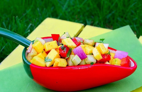 https://static12.insales.ru/images/products/1/3337/18312457/Tmano_salad6.jpg