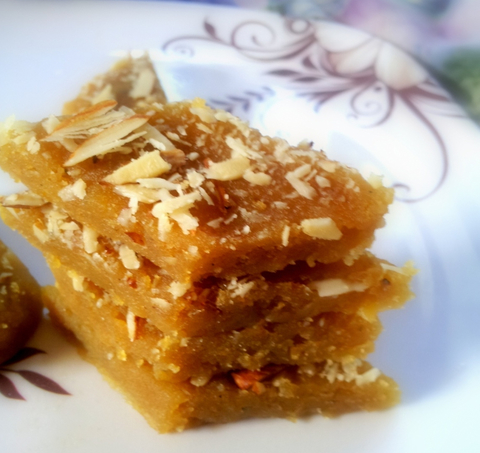 https://static12.insales.ru/images/products/1/3586/16903682/chana_dal_halwa.jpg