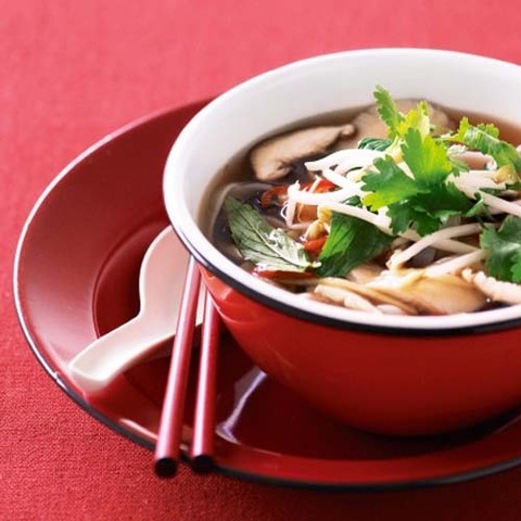 https://static12.insales.ru/images/products/1/3849/31403785/mushroom_and_rice_noodles_soup.jpg