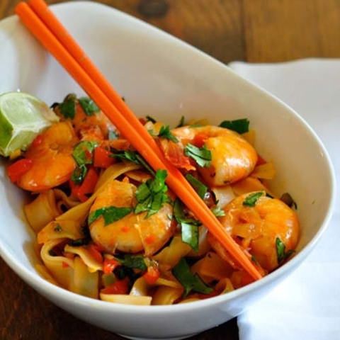 https://static12.insales.ru/images/products/1/4414/36155710/rice_noodles_stir_fry.jpg
