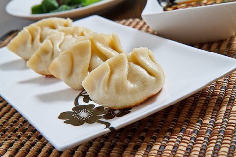 https://static12.insales.ru/images/products/1/4858/29012730/schuan_dumplings.jpg
