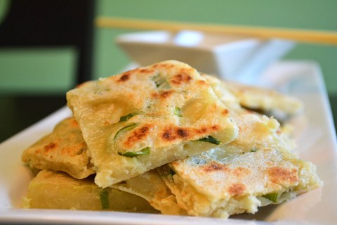 https://static12.insales.ru/images/products/1/4919/14422839/Chinese_Spring_Onion_Pancakes_last.jpg