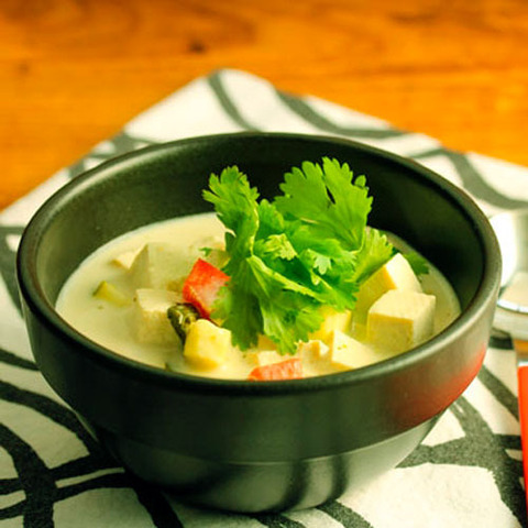 https://static12.insales.ru/images/products/1/5177/36770873/thai_green_soup.jpg