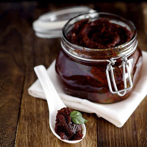 https://static12.insales.ru/images/products/1/5634/46413314/hom_made_tom_yum_paste.jpg