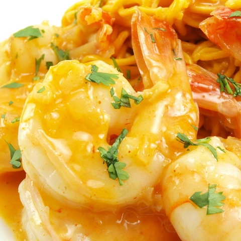 https://static12.insales.ru/images/products/1/6267/9689211/0450651001334138069_thai_coconut_curry_shrimp.jpg