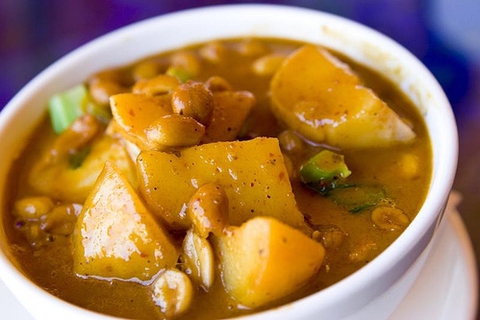 https://static12.insales.ru/images/products/1/6282/9689226/0053256001328089103_Matsaman_Curry.jpg
