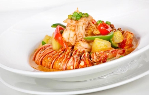 https://static12.insales.ru/images/products/1/6468/9689412/0207626001346829189_Lobster_curry_with_pad_Thai.jpg